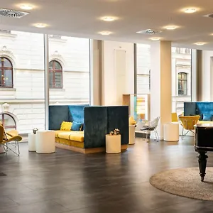4* Hotel Elaya Center